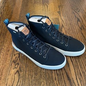 Toms TRVL Lite High Top Shoes 10